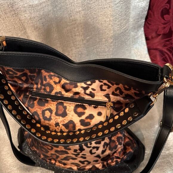 Leopard Purse Dress - Picture 5 of 7